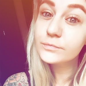 Meet your Posher, Mallory